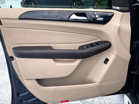 Used 2016 Mercedes-Benz GLE 350 image 18