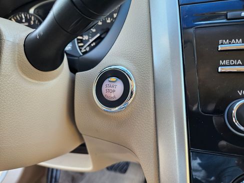 Used 2014 Nissan Altima 2.5 S w/ Display Audio Package FWD image 21