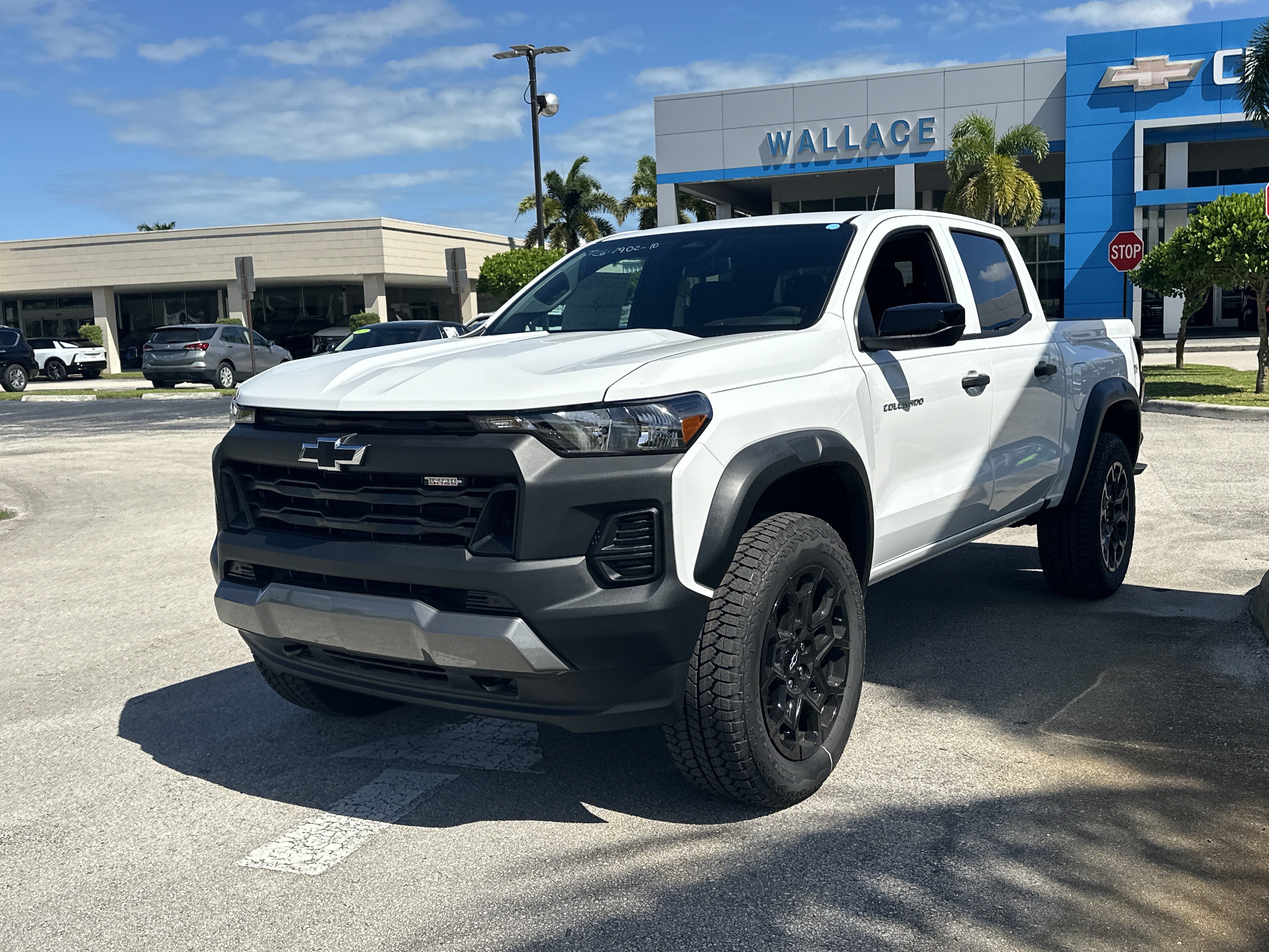 New 2026 Chevrolet Colorado Trail Boss AWD/4WD image 2