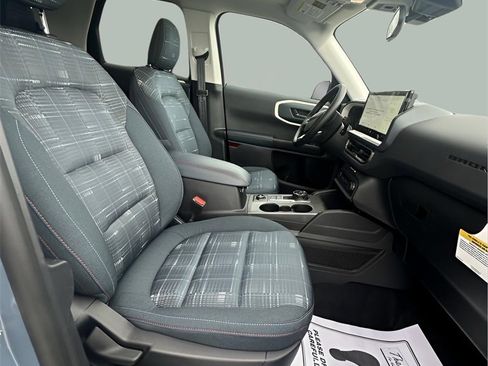 New 2025 Ford Bronco Sport Heritage w/ Convenience Package image 17