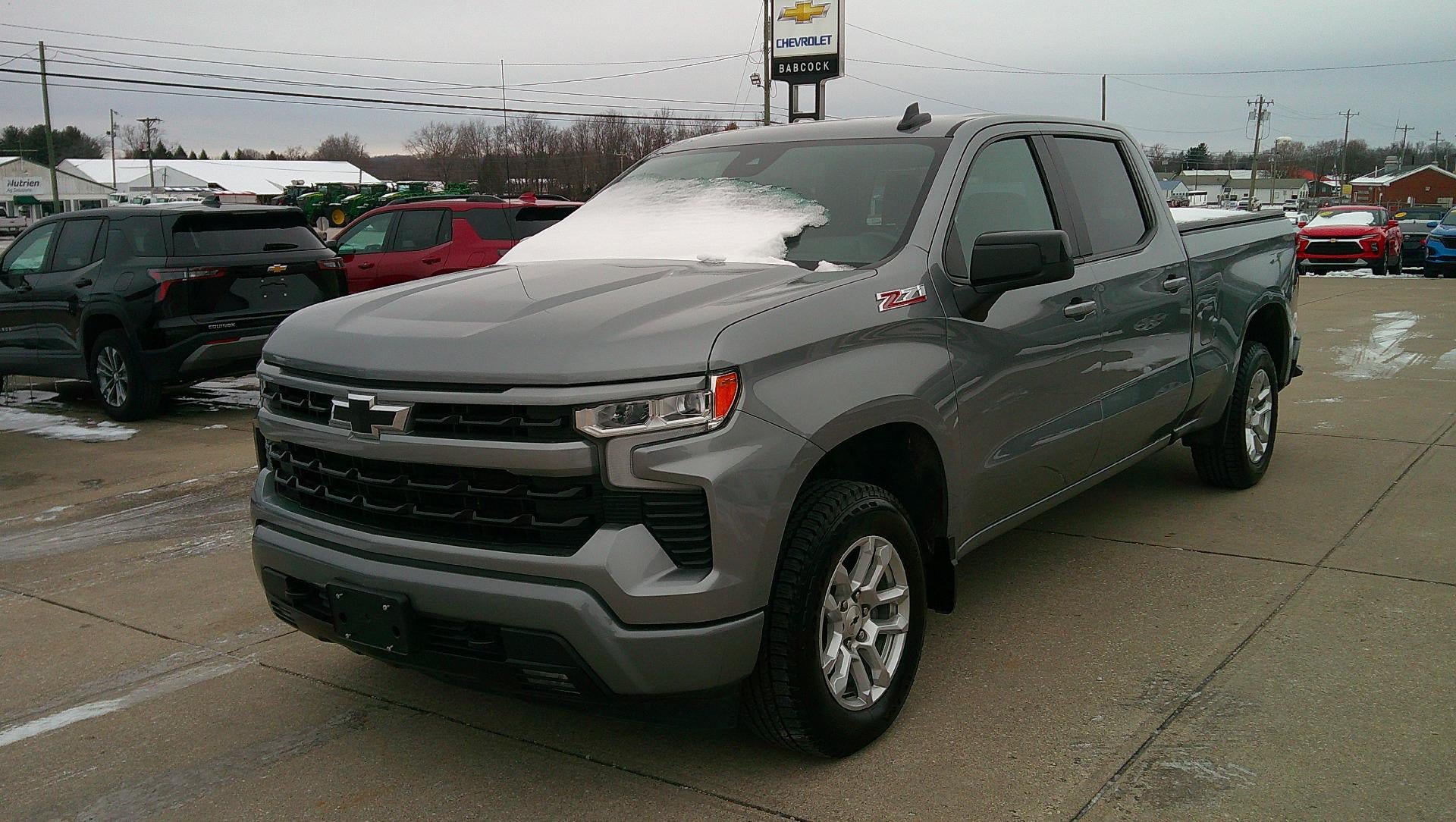 Used 2024 Chevrolet Silverado 1500 RST AWD/4WD image 3