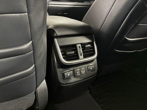 Used 2023 Subaru Outback Limited image 19