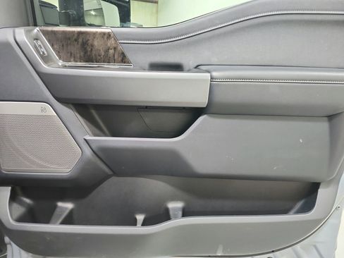 Used 2025 Ford F350 Lariat w/ Lariat Ultimate Package AWD/4WD image 42