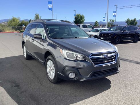 Used 2018 Subaru Outback 2.5i Premium AWD/4WD image 7