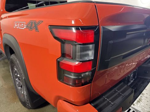 Certified 2025 Nissan Frontier PRO-4X AWD/4WD image 31