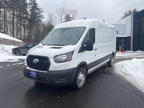 Used 2024 Ford Transit 250 148 Medium Roof Extended AWD image 3