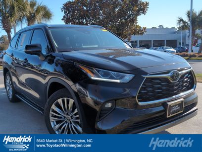 Used 2024 Toyota Highlander Platinum