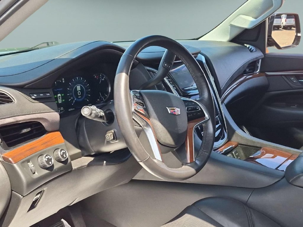 Used 2019 Cadillac Escalade ESV Premium Luxury AWD/4WD image 9