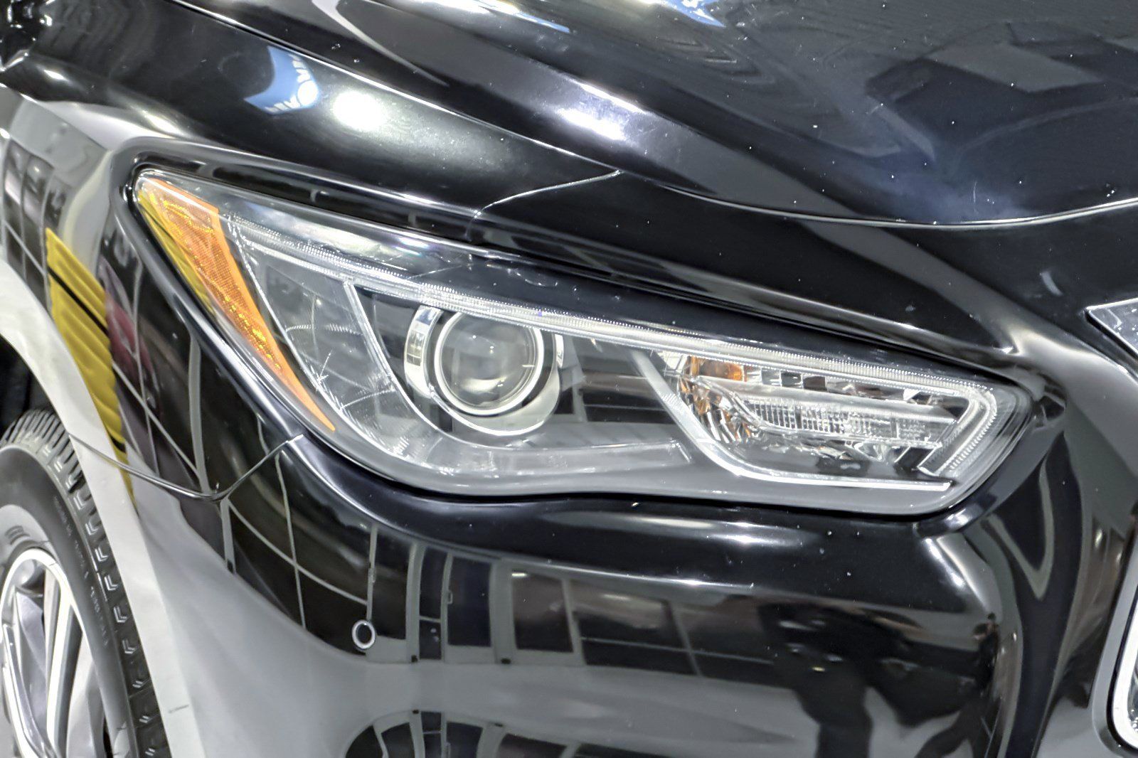 Used 2016 INFINITI QX60 FWD w/ Premium Plus Package image 12
