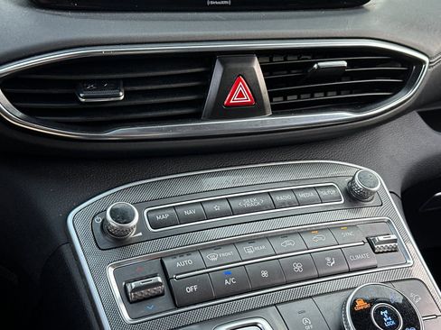 Used 2023 Hyundai Santa Fe SEL image 20