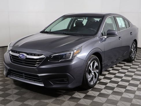 Used 2020 Subaru Legacy Premium image 7