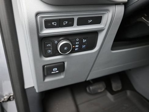 Certified 2022 Ford F150 XLT w/ Equipment Group 302A High image 13