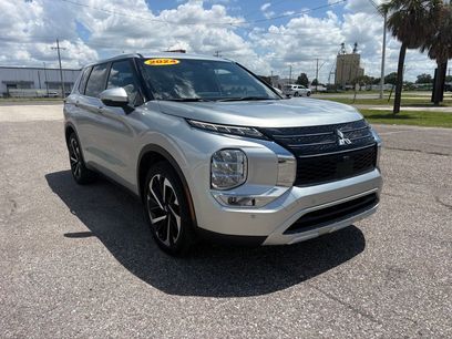 Used 2024 Mitsubishi Outlander SE Black Edition