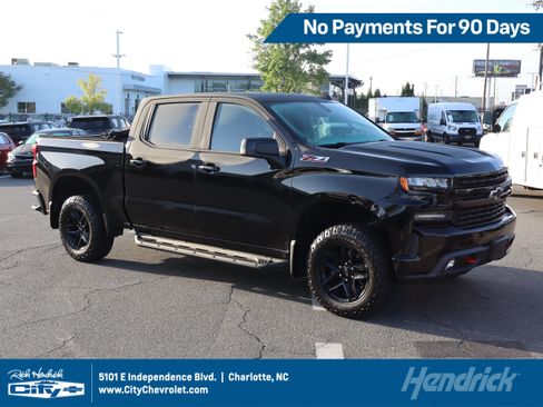Used 2019 Chevrolet Silverado 1500 LT Trail Boss AWD/4WD image 1