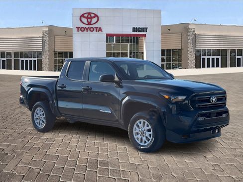 Certified 2025 Toyota Tacoma SR5 image 10