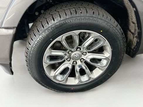 Used 2022 RAM 1500 Laramie w/ Sport Appearance Package image 11