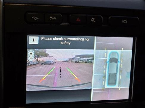 Used 2017 Ford F150 Platinum w/ Equipment Group 701A Luxury image 18