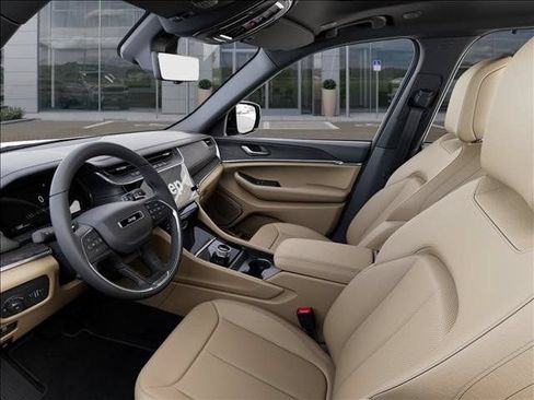 New 2026 Jeep Grand Cherokee Limited w/ Luxury Tech Group II RWD image 22