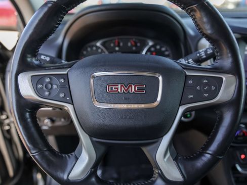 Used 2018 GMC Terrain Denali w/ Advanced Safety Package AWD/4WD image 15