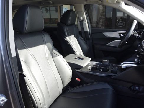 Used 2024 Acura MDX SH-AWD w/ Technology Package image 35