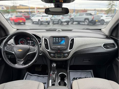 Used 2018 Chevrolet Equinox LT image 5