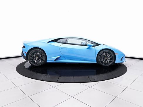 Used 2023 Lamborghini Huracan EVO image 15