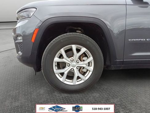 Used 2022 Jeep Grand Cherokee Limited AWD/4WD image 9