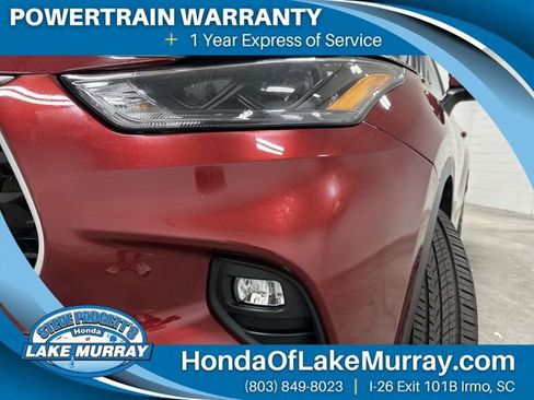 Used 2023 Toyota Highlander XLE FWD image 11