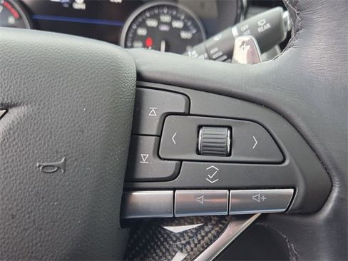 Used 2025 Cadillac XT6 Sport w/ Technology Package image 26