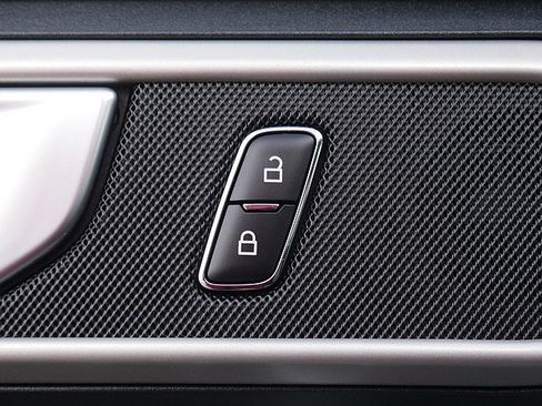 Used 2023 Ford Explorer 4WD image 27