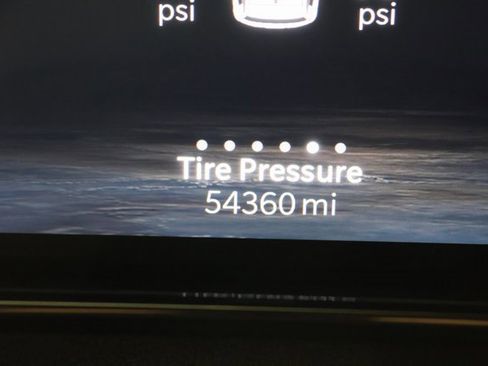 Used 2023 Jeep Grand Wagoneer Series II w/ Premium Group II image 13