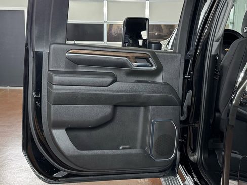 Used 2024 Chevrolet Silverado 2500 LT w/ Convenience Package image 33