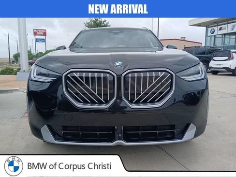 Used 2026 BMW X3 xDrive30i w/ Premium Package AWD/4WD image 2