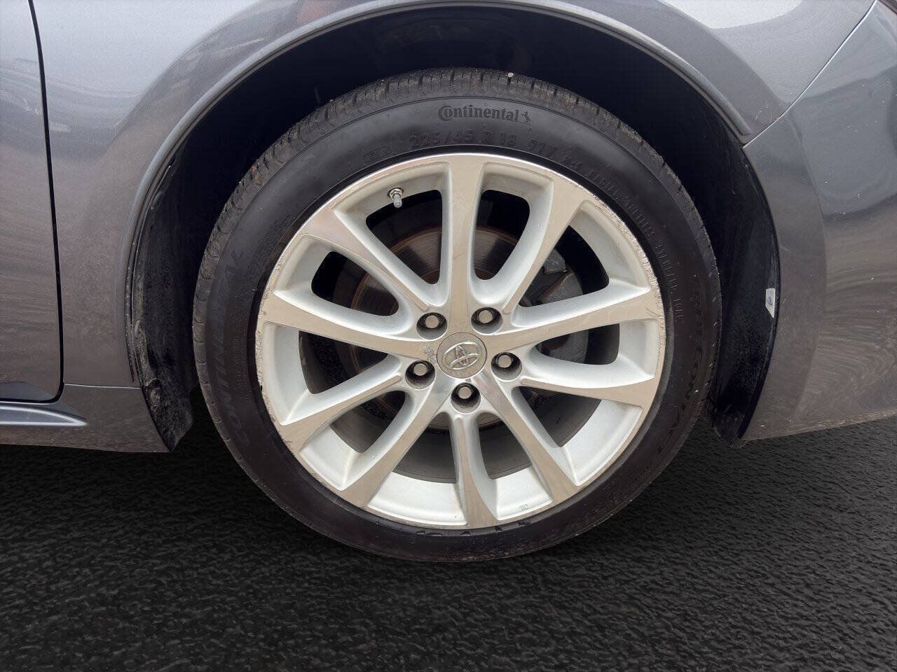 Used 2013 Toyota Avalon XLE Touring FWD image 22