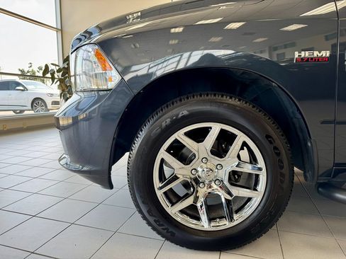 Used 2013 RAM 1500 Express RWD image 39