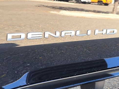 New 2025 GMC Sierra 3500 Denali w/ Denali Reserve Package image 12