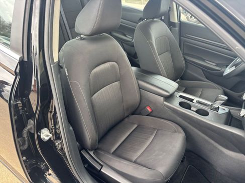 Used 2025 Nissan Altima 2.5 SV image 36