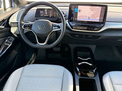 Certified 2022 Volkswagen ID.4 Pro S w/ Gradient Package image 31