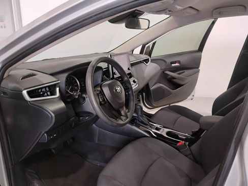 Used 2020 Toyota Corolla LE FWD image 62