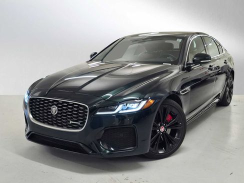Used 2023 Jaguar XF R-Dynamic SE image 1
