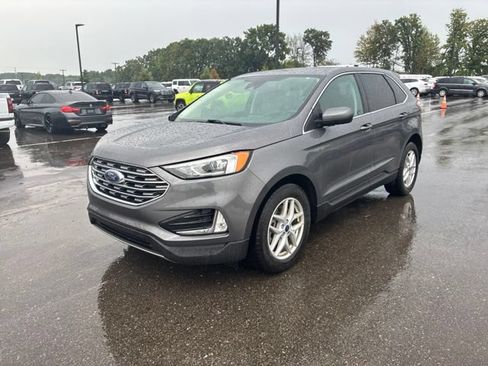 Used 2022 Ford Edge SEL w/ Convenience Package AWD/4WD image 2