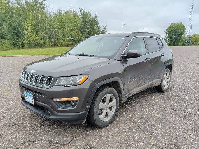 Used 2018 Jeep Compass Latitude w/ Cold Weather Group AWD/4WD image 1