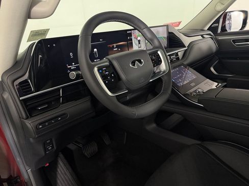 Used 2025 INFINITI QX80 Luxe RWD image 23