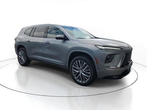 New 2026 Buick Enclave Avenir image 2