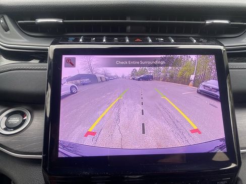 Used 2024 Jeep Grand Cherokee Limited 4xe image 26