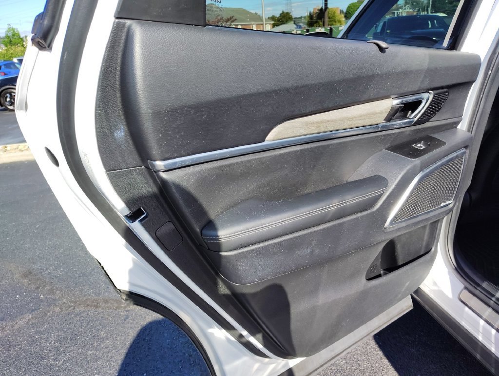 Used 2022 Kia Telluride SX w/ Nightfall Edition Package AWD/4WD image 22