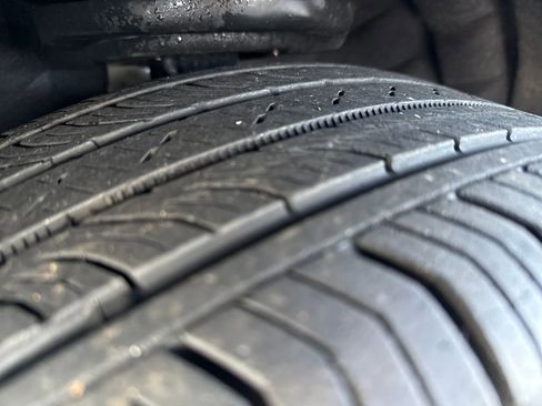 Used 2025 Buick Envision Preferred image 31