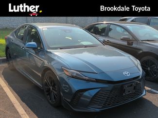 Used 2025 Toyota Camry SE FWD video 1