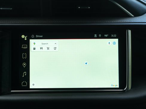 Used 2023 GMC Yukon XL Denali RWD image 31