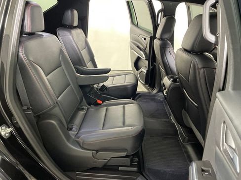 Used 2025 Chevrolet Traverse Z71 w/ Enhanced Driving Package AWD/4WD image 23